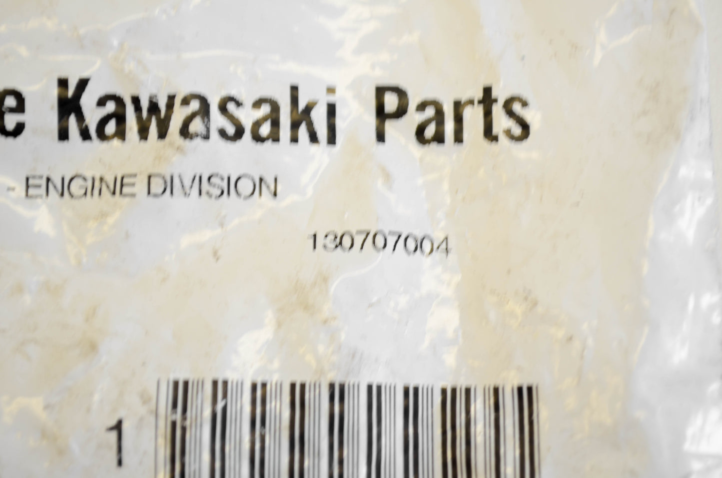 New OEM Kawasaki 130707004, 13070-7004 Guide NOS