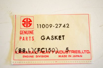 New OEM Kawasaki 11060-2067 Gasket NOS