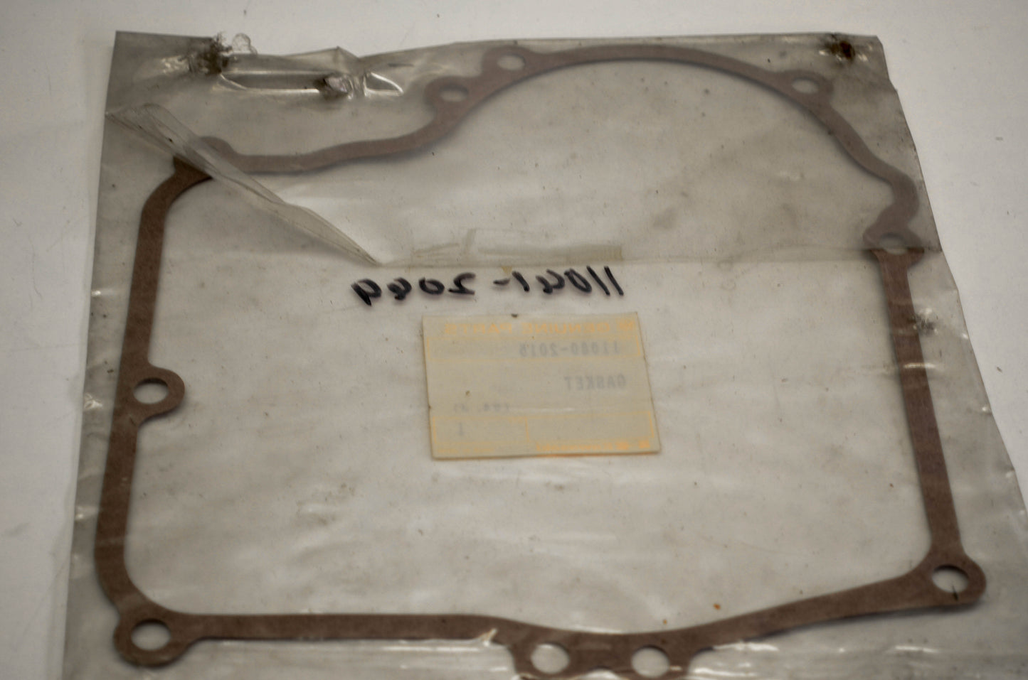 New OEM Kawasaki 11060-2015 Crankcase Cover Gasket NOS