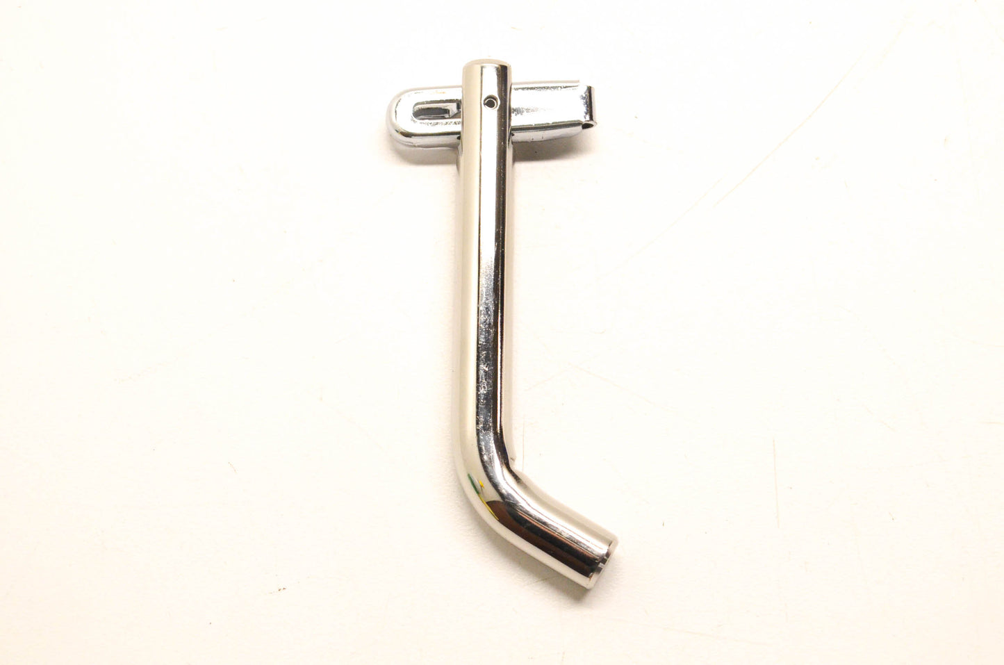 Curt 23581 Lockable Swivel Pin NOS