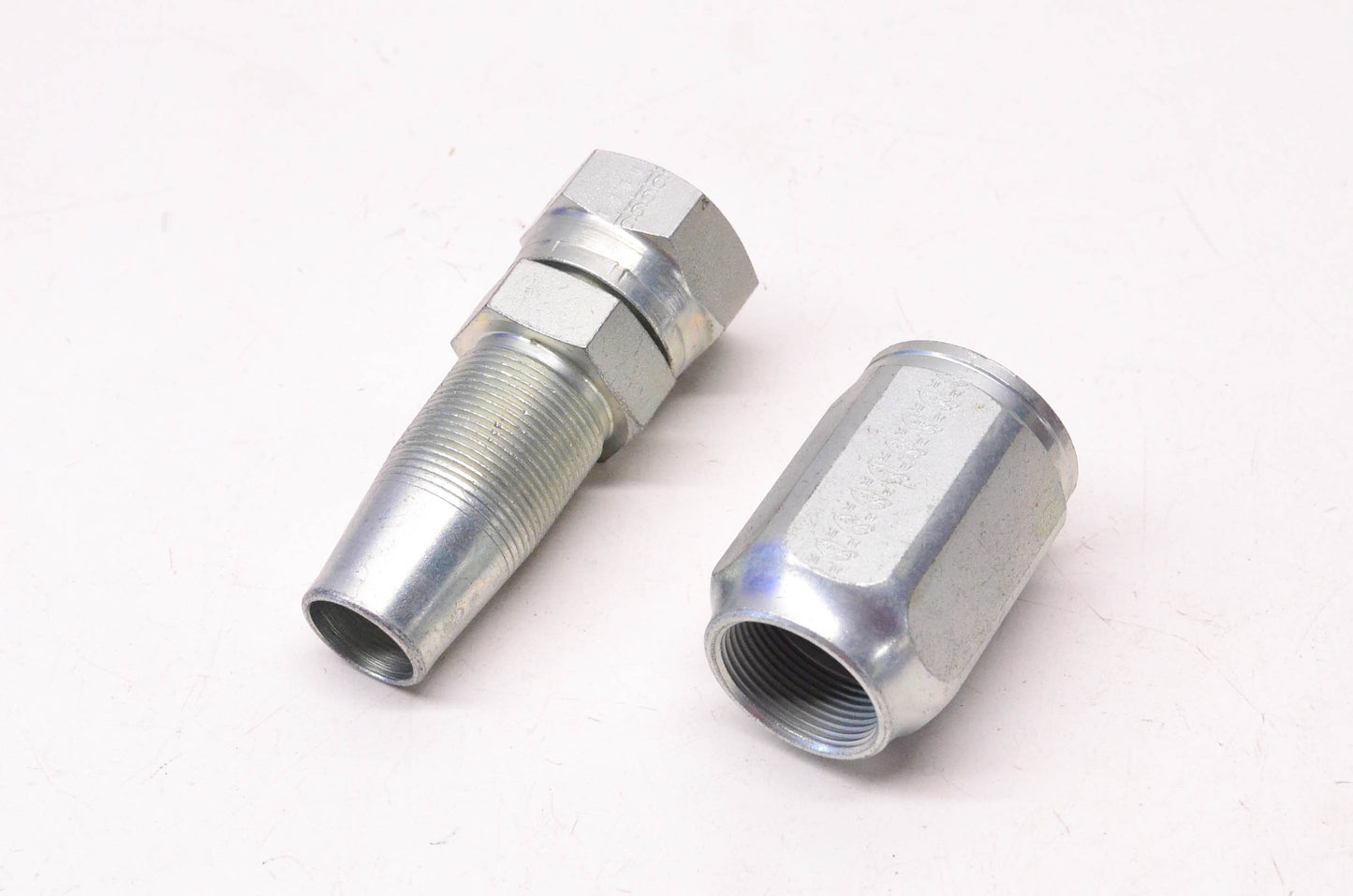 Gates G27170-1616, 16C1T-16RFJX Mega Crimp Hydraulic Coupling NOS