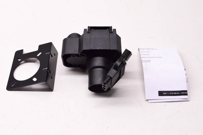 Curt 57101 OE Dual-Output Socket W/ Backup Alarm NOS