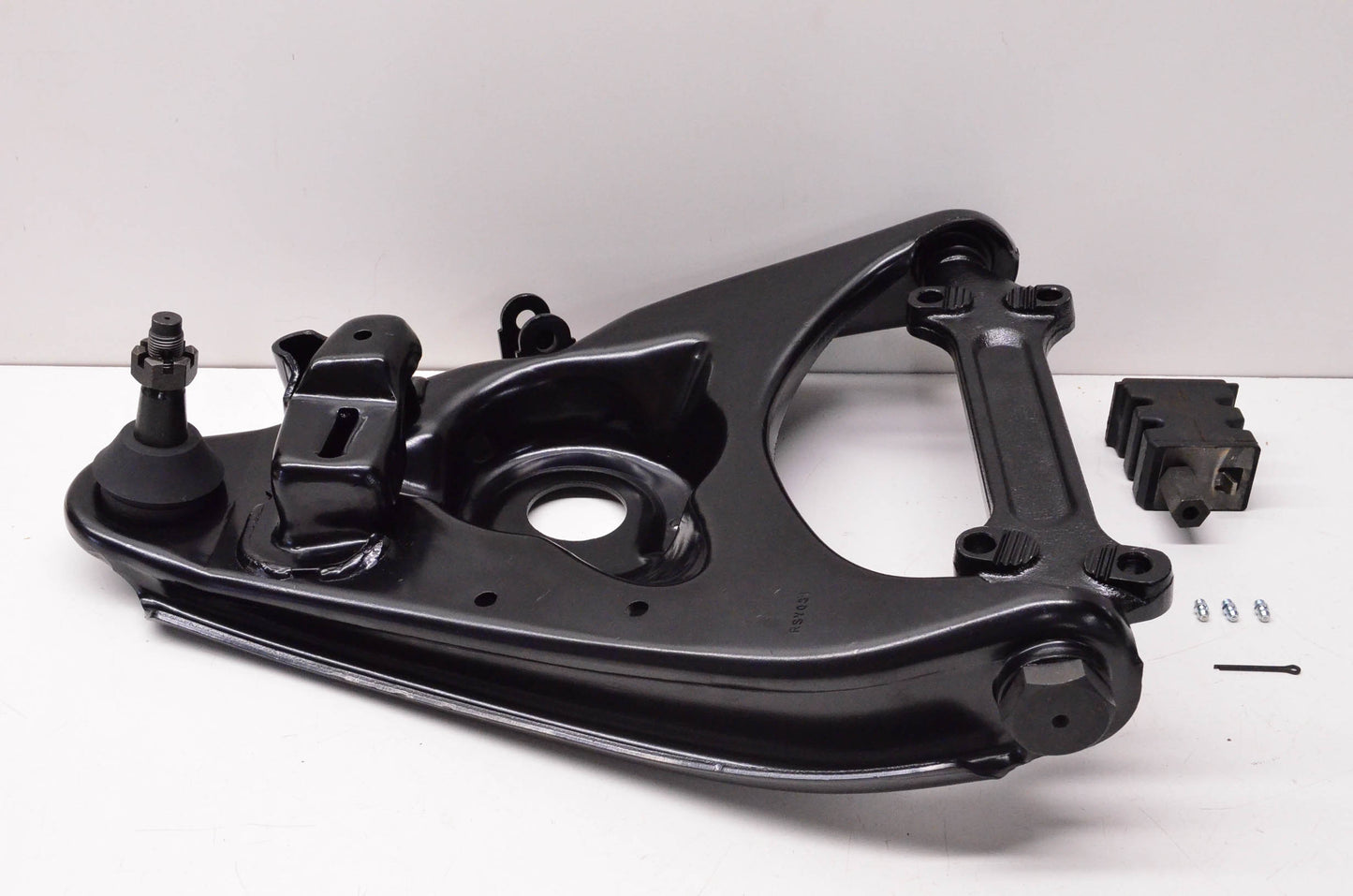 Moog RK621077 Control Arm W/ Ball Joint NOS