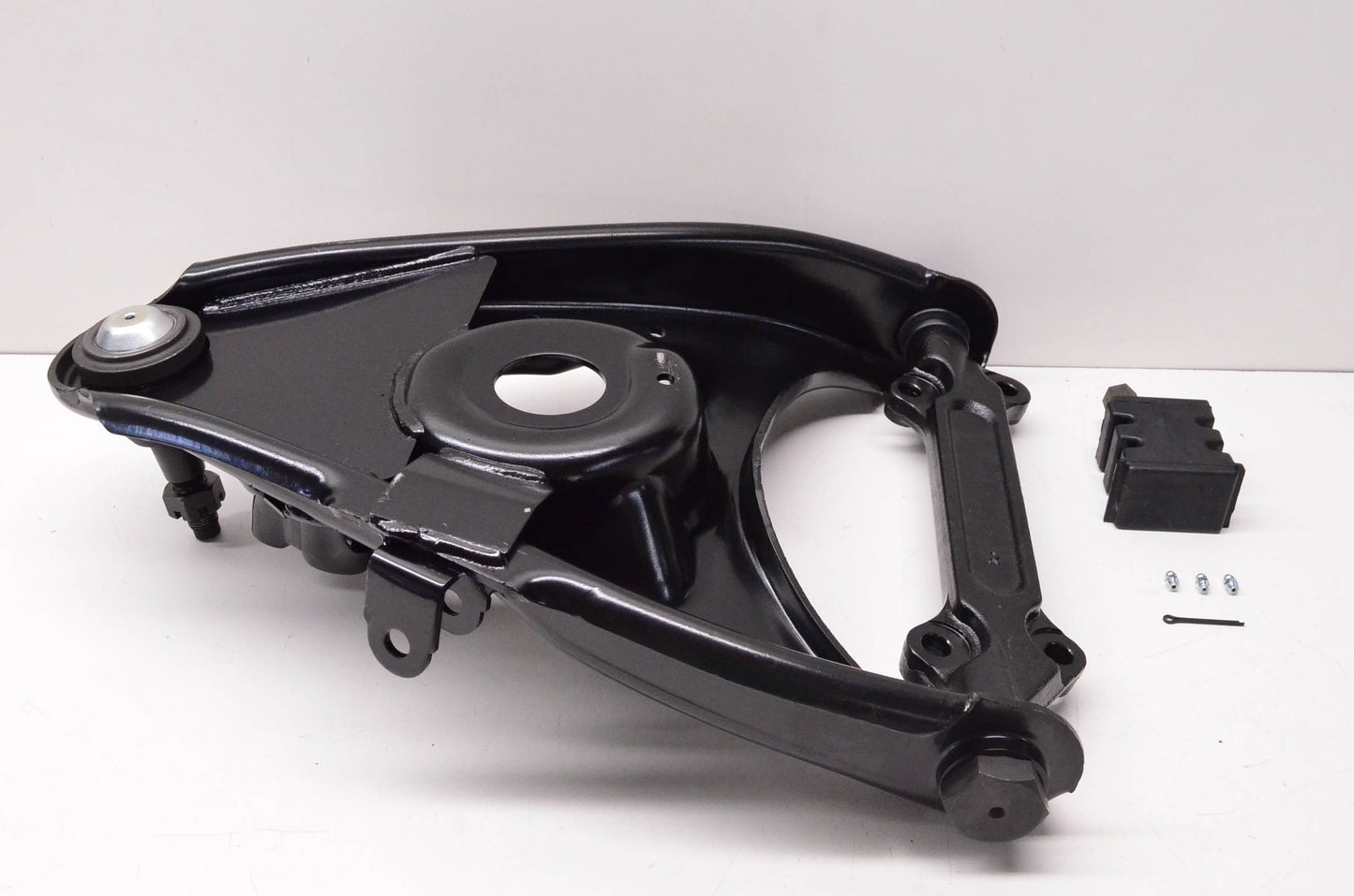 Moog RK621077 Control Arm W/ Ball Joint NOS