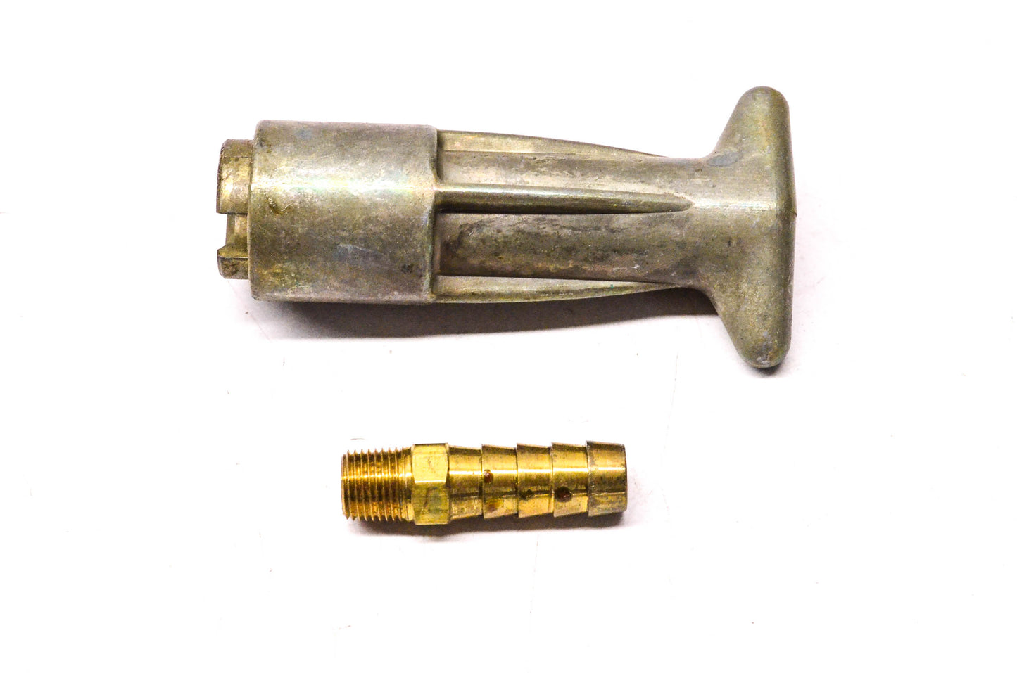 Sierra 18-8083 Fuel Connector NOS