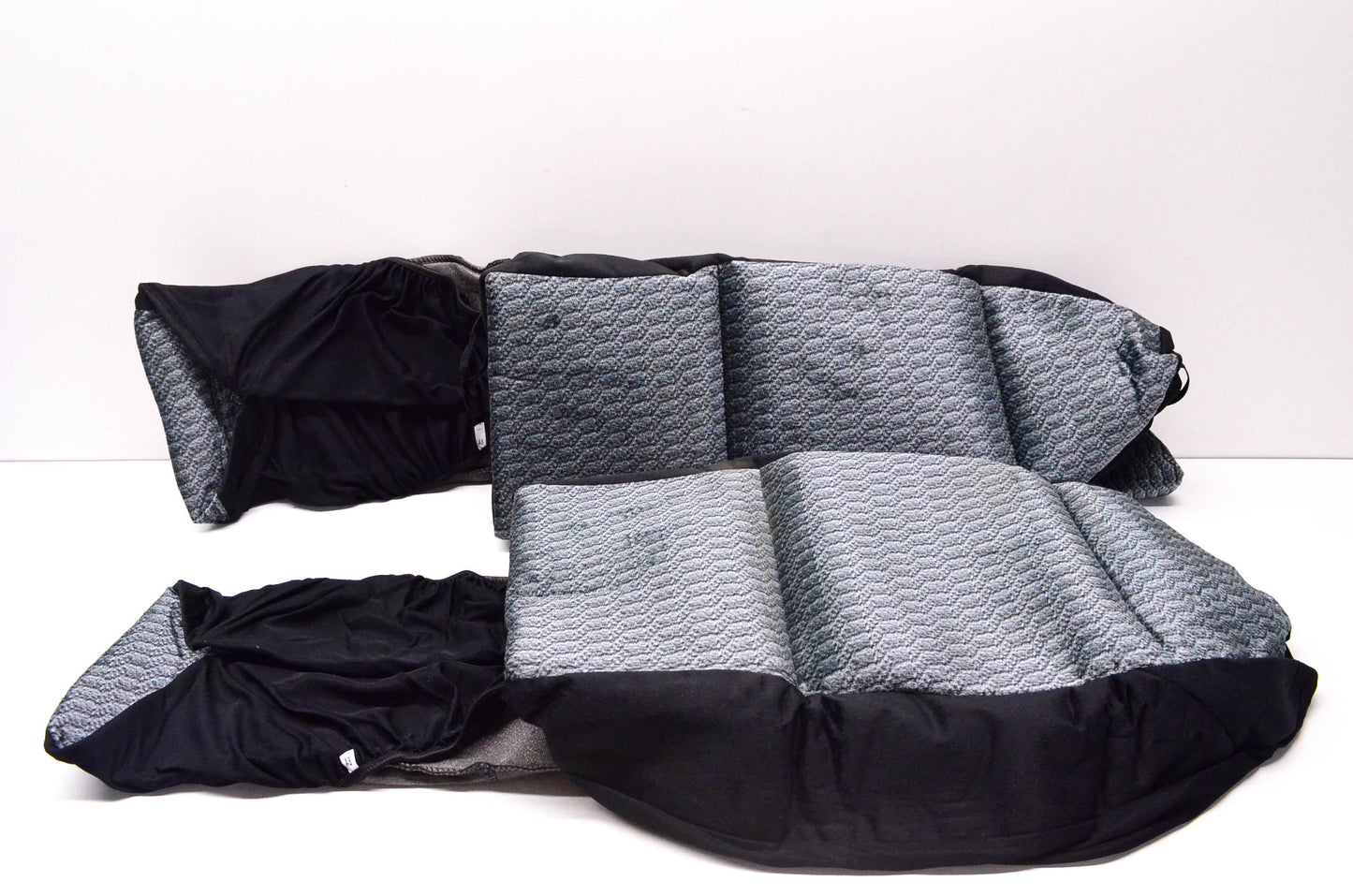Auto Expressions 5040627 Black "Fairfield" Seat Cover Kit NOS
