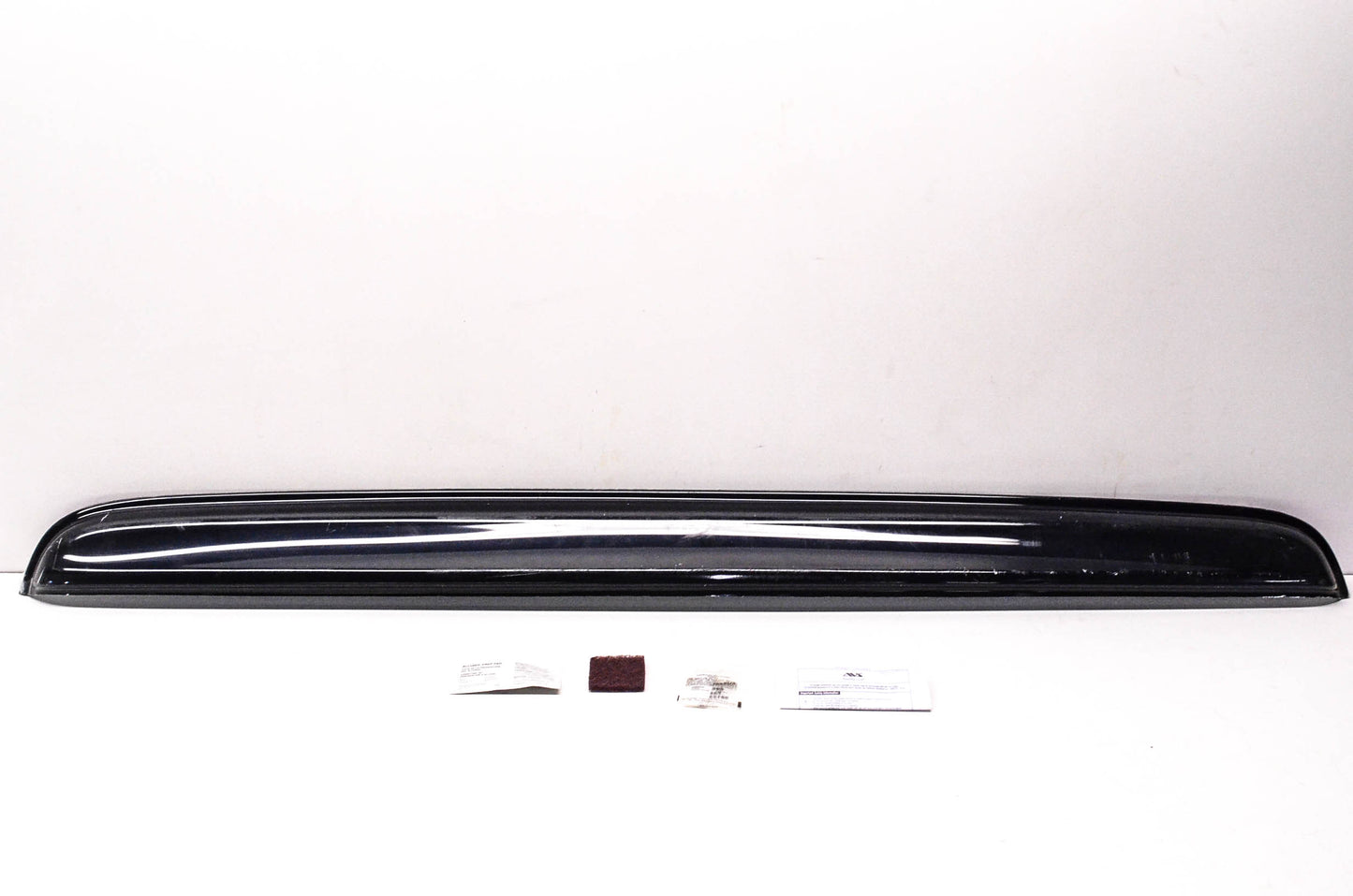 AVS 93037 AVS Sunflector NOS