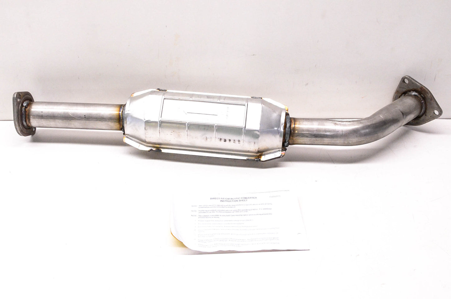 Carquest 645426 Direct Fit Catalytic Converter NOS