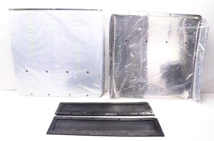 Globetech GT-39585B Quarter Fender Kit NOS