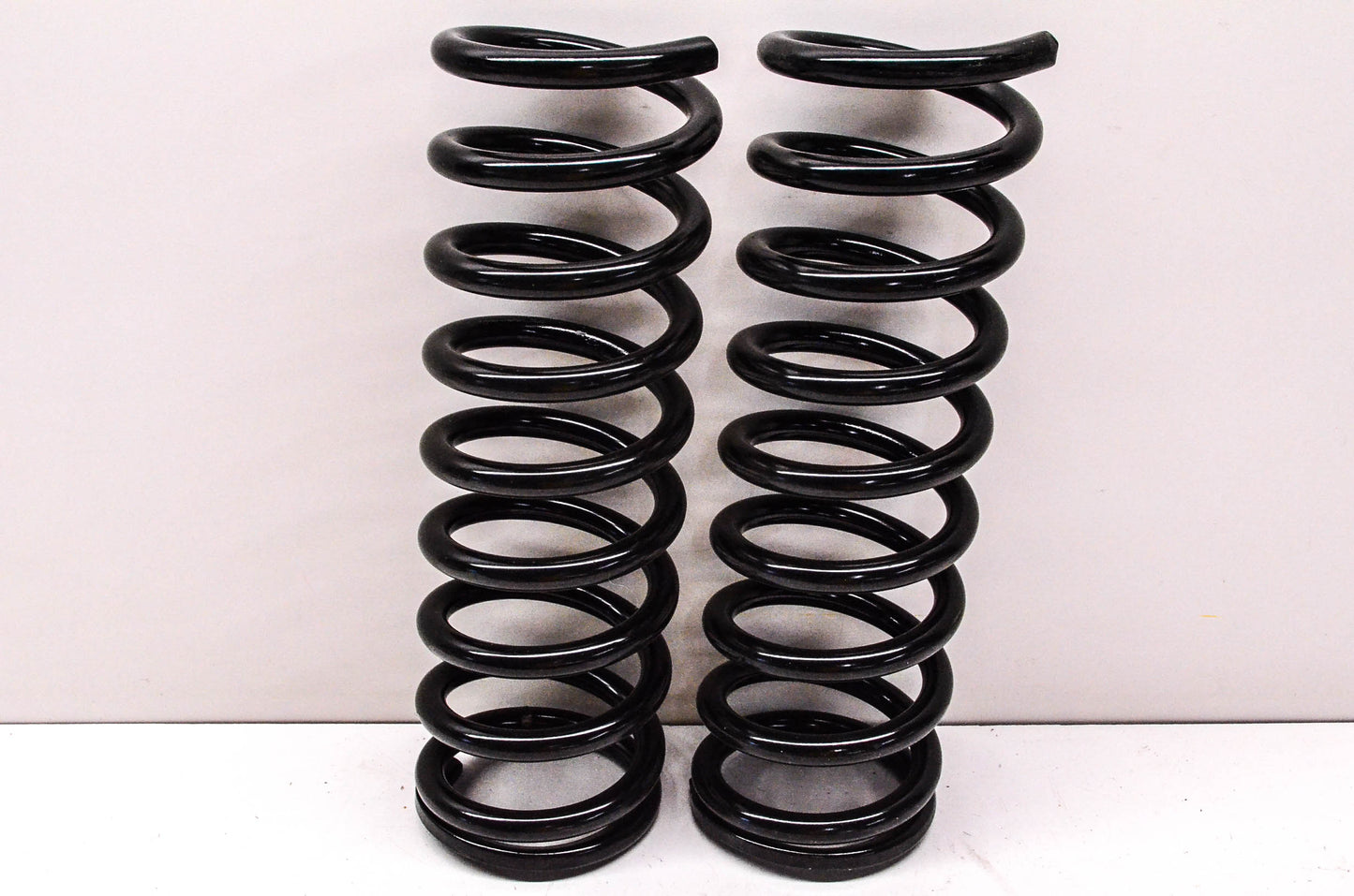 Moog 8330 Coil Springs Kit NOS