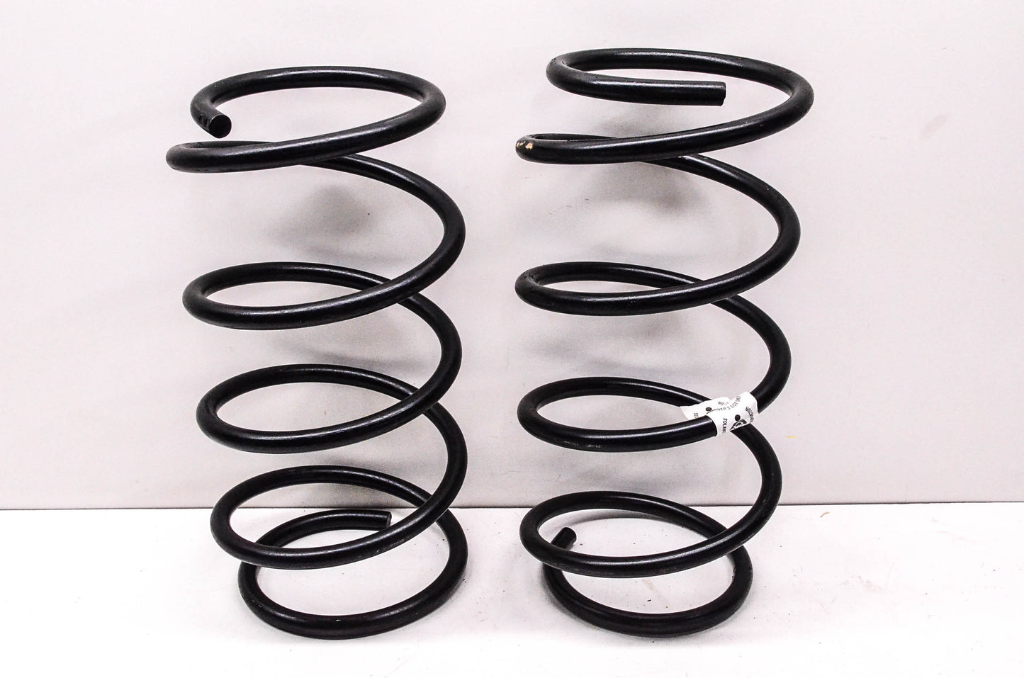 Carquest 7536 Coil Springs Kit NOS