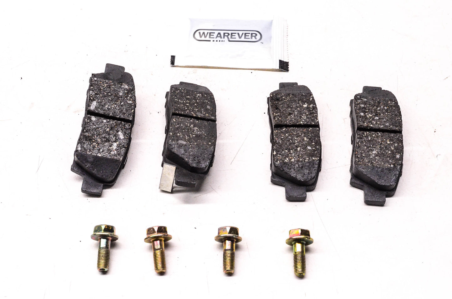 Wearever PNAD672, 2013P Wearever Platinum Ceramic Brake Pad Kit NOS