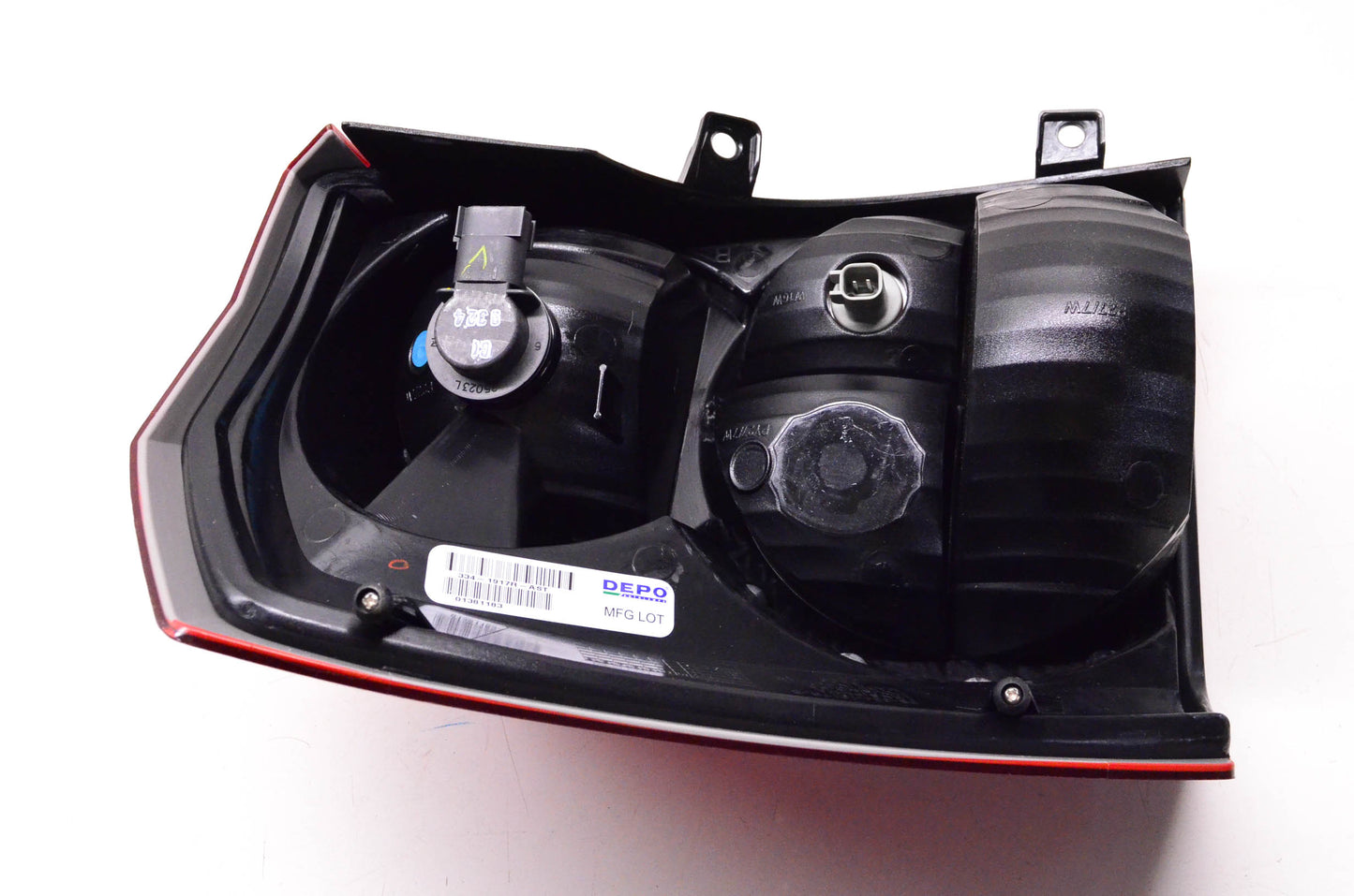 DEPO 334-1917R-AST Passenger Side Taillight Taillamp for 08-10 Dodge Caliber NOS