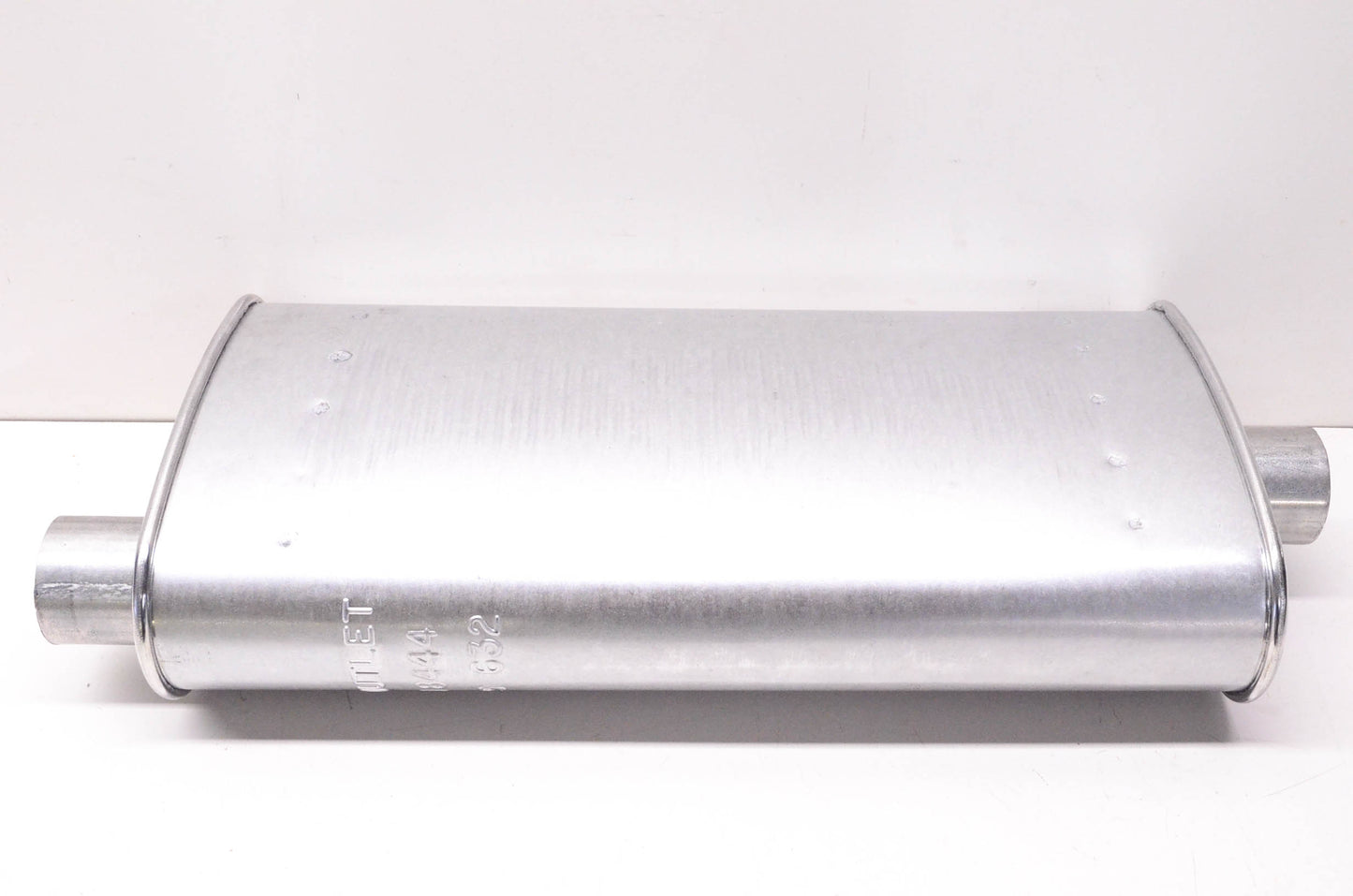 Walker 18444 Exhaust Muffler Direct Fit-Soundfx for 1996-98 Jeep Cherokee NOS