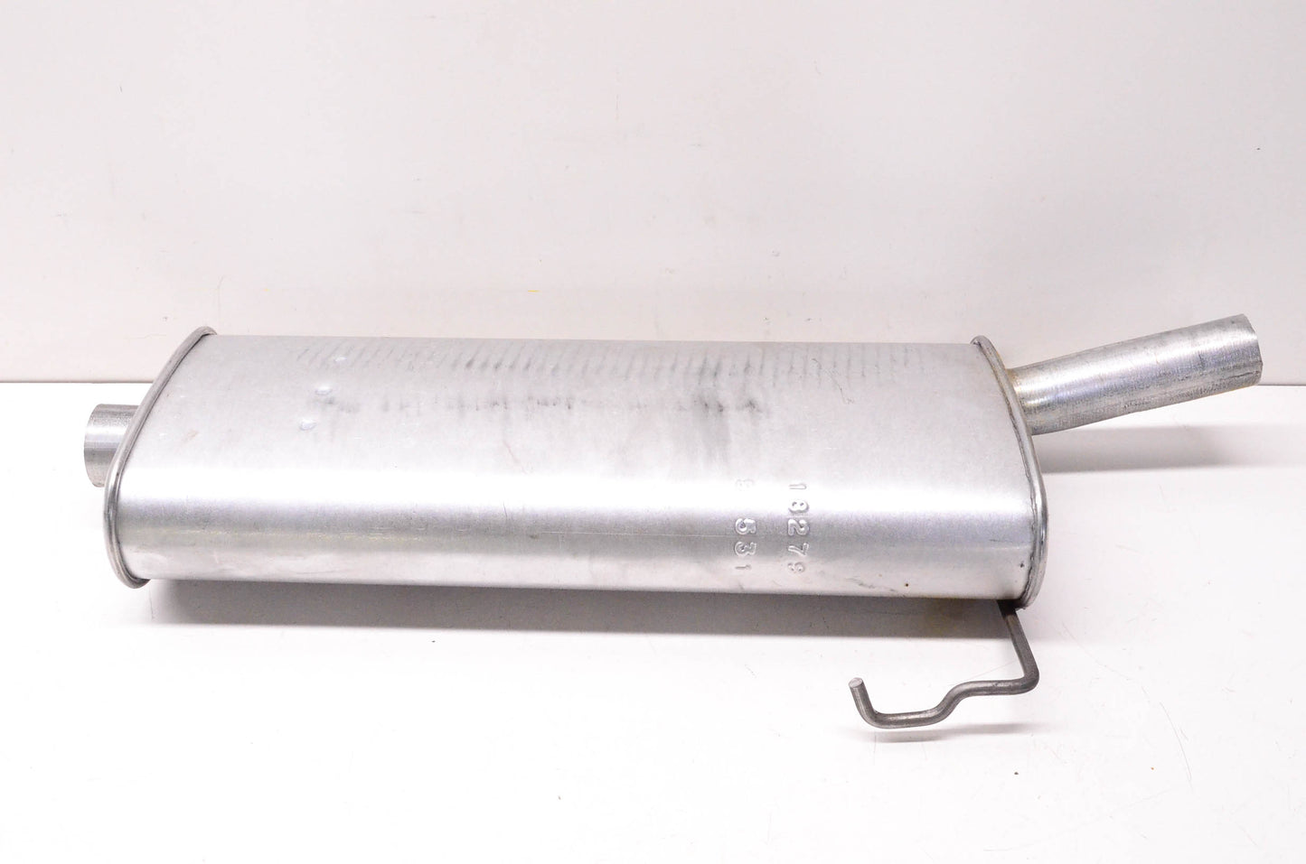 Walker 18279 Exhaust Muffler Direct Fit for 83-86 Toyota Camry NOS