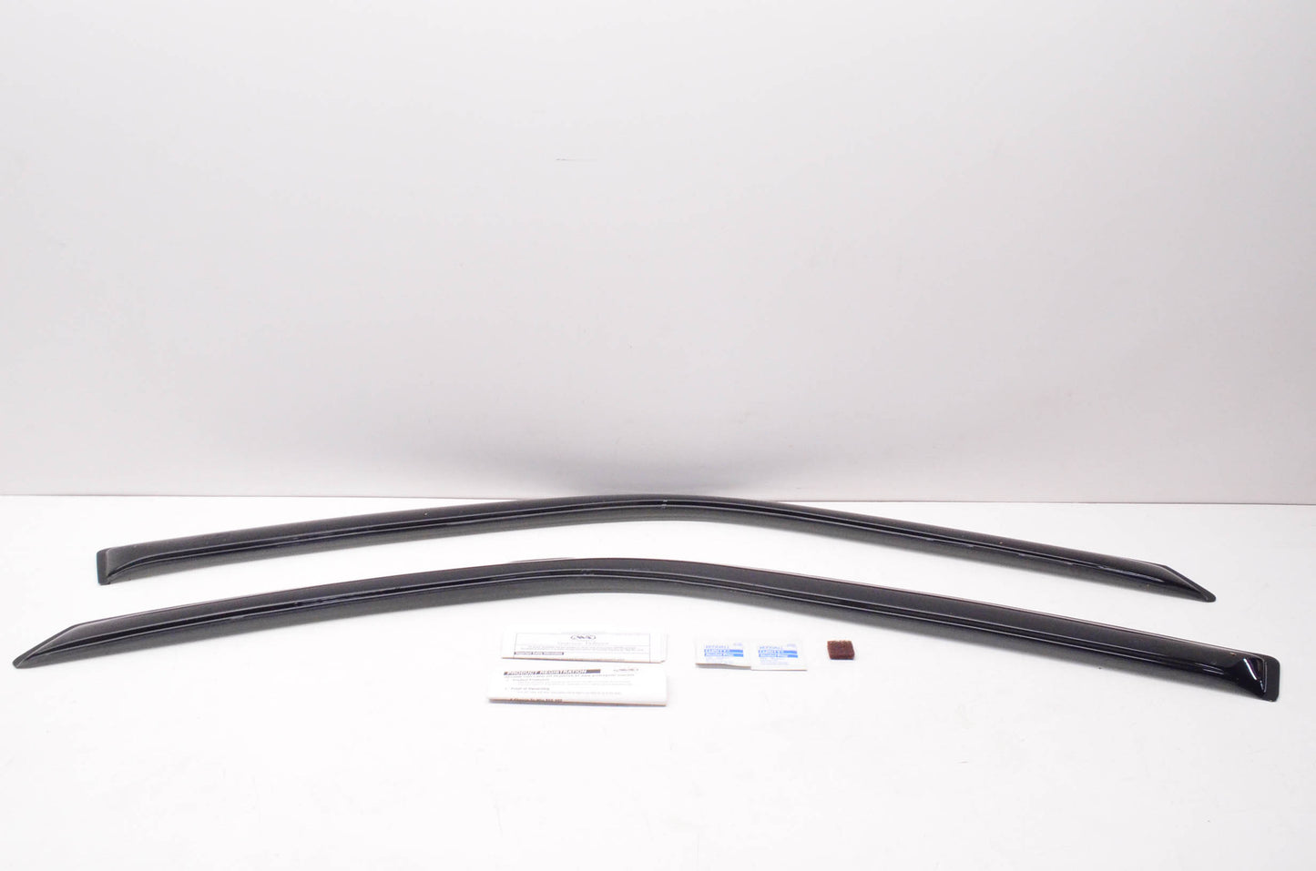 AVS 92019 The Original Ventvisor Deflector Kit NOS