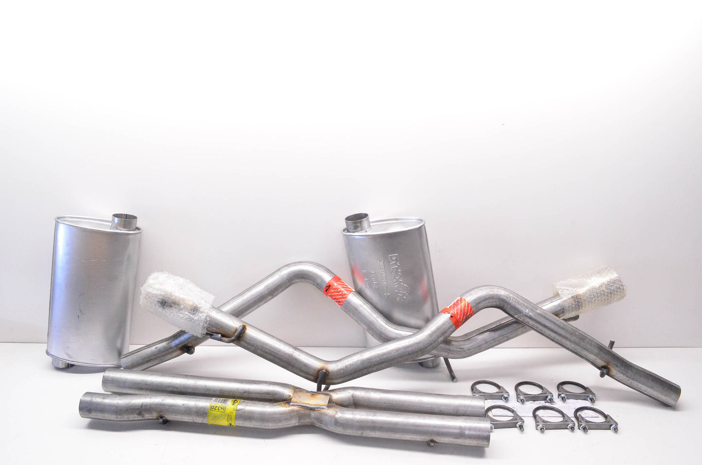 Dynomax 19412 05 Dodge Magnum Chrysler Exhaust System Kit NOS