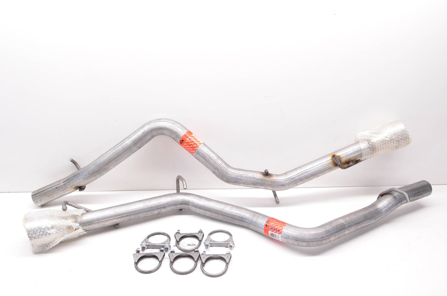 Dynomax 19412 05 Dodge Magnum Chrysler Exhaust System Kit NOS