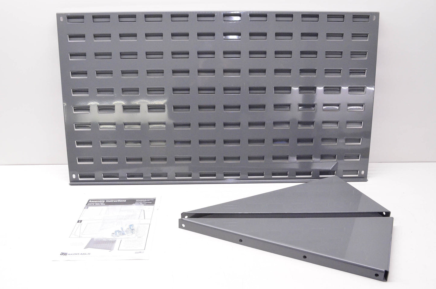 Akro-Mils 98600, 98636 Louvered Bench Rack NOS