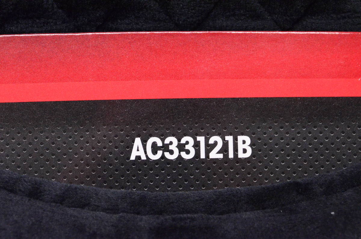 Autocraft AC33121B Black Quilted Steering Wheel Cover NOS