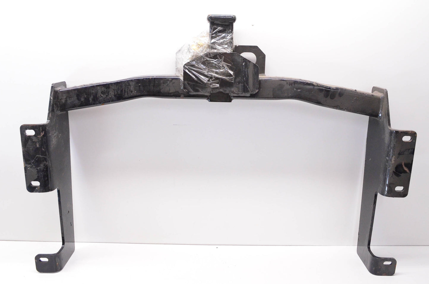 Curt 13213 GMC Sierra Chevy Silverado 2500/3500 Class 3 Trailer Hitch NOS