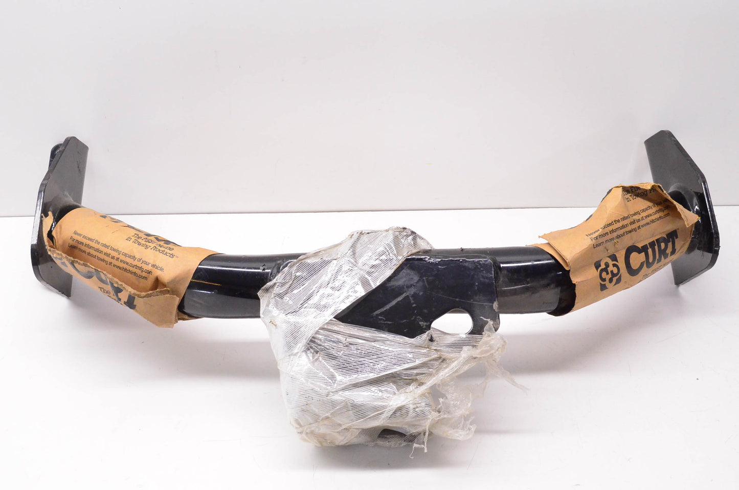 Curt 13138 Ford Ranger Mazda Pickup Trailer Hitch NOS
