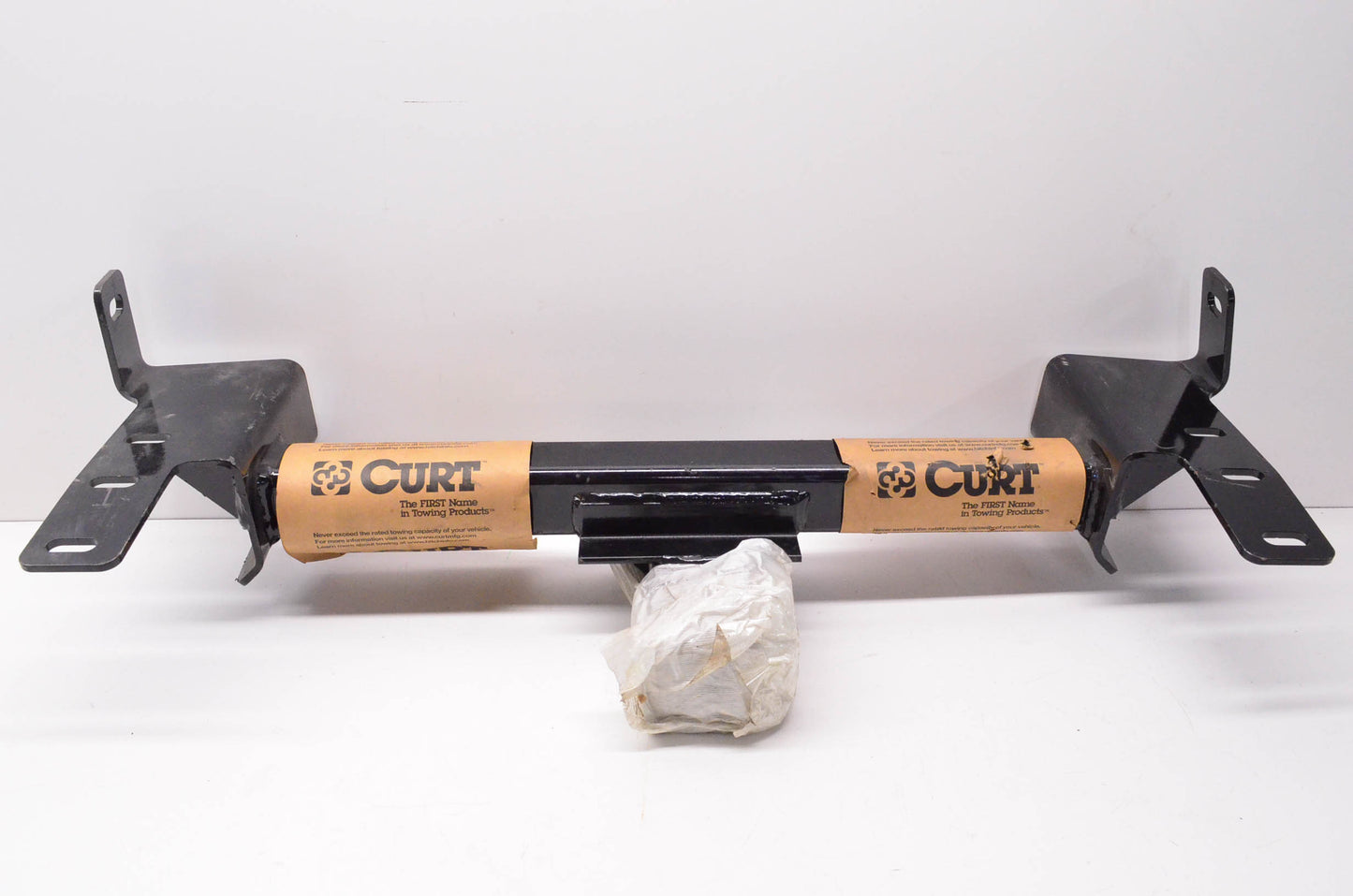 Curt 31368 Ford Expedition Lincoln Navigator Front Mount Trailer Hitch NOS