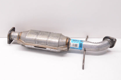 Walker 53496 Direct Fit Catalytic Converter NOS