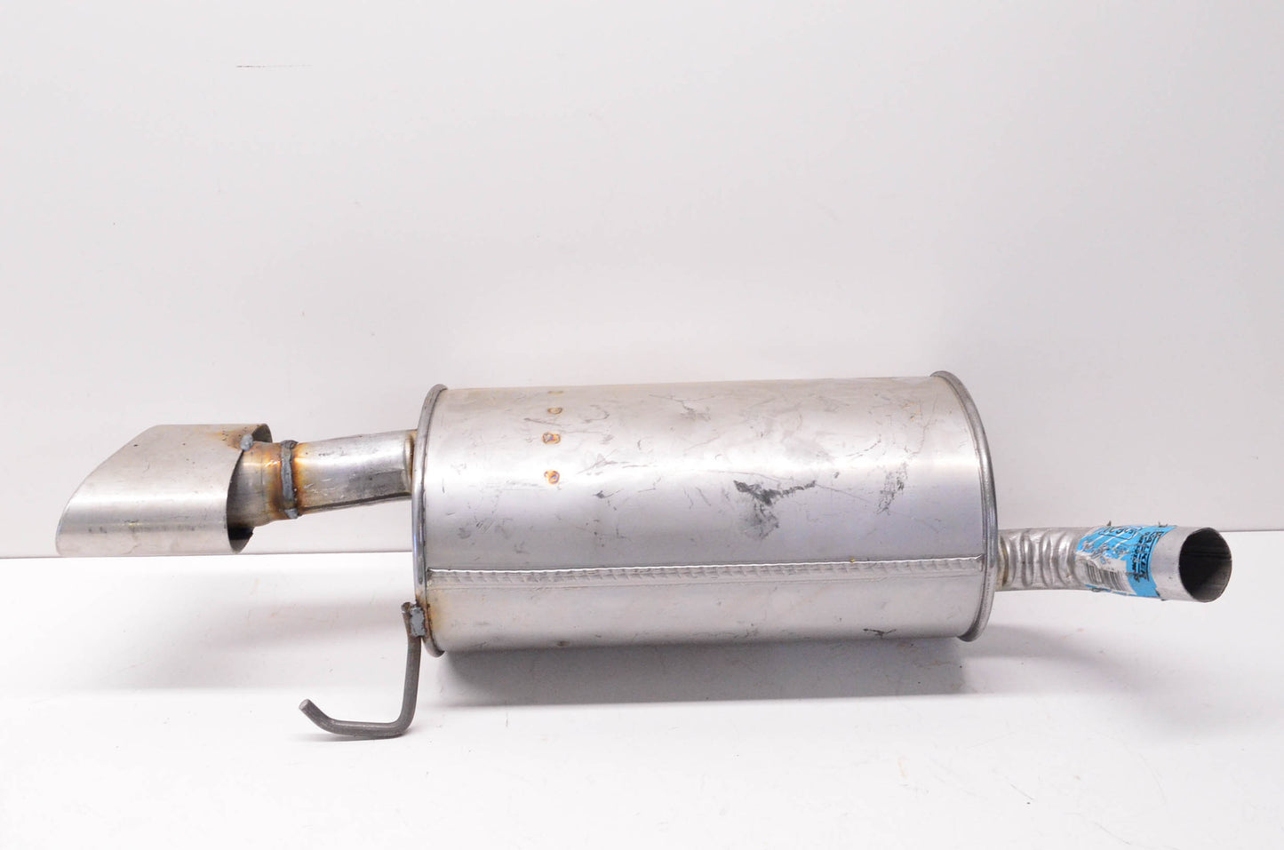 Walker 53620 Quiet Flow Muffler Assembly NOS