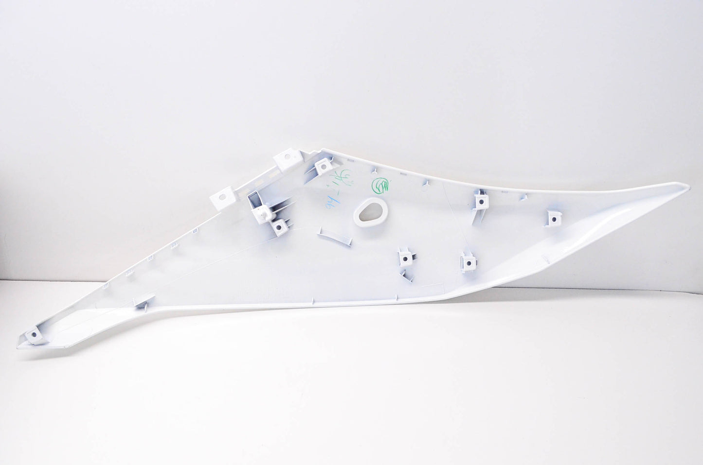 New OEM Yamaha BS7-F835V-00-00 YZFR3 Panel NOS