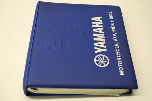 OEM Yamaha LIT-DEALR-20-05 05 Yamaha Motorcycle, ATV, Side x Side Dealer Binder