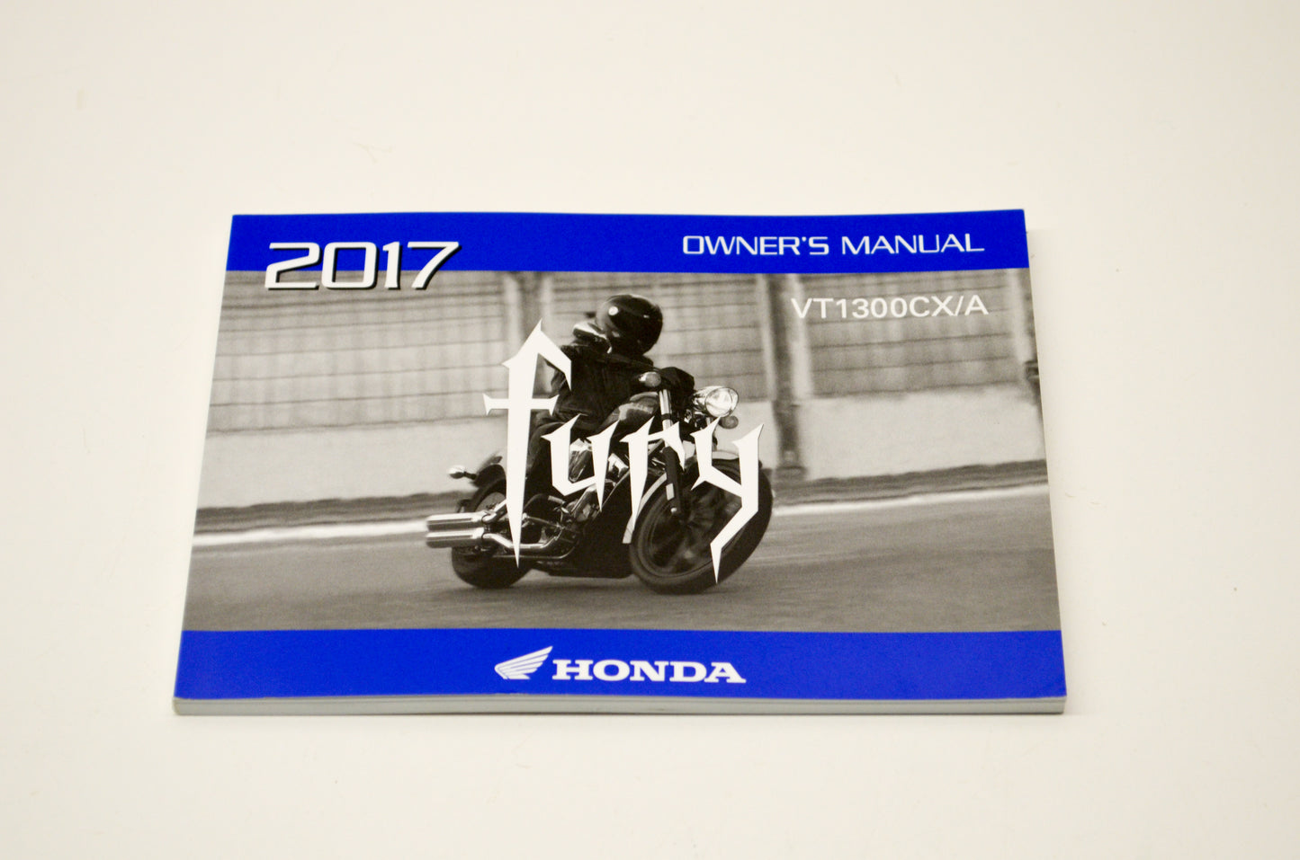 New OEM Honda 31MFR671 2017 VT1300CX/A Owner's Manual NOS