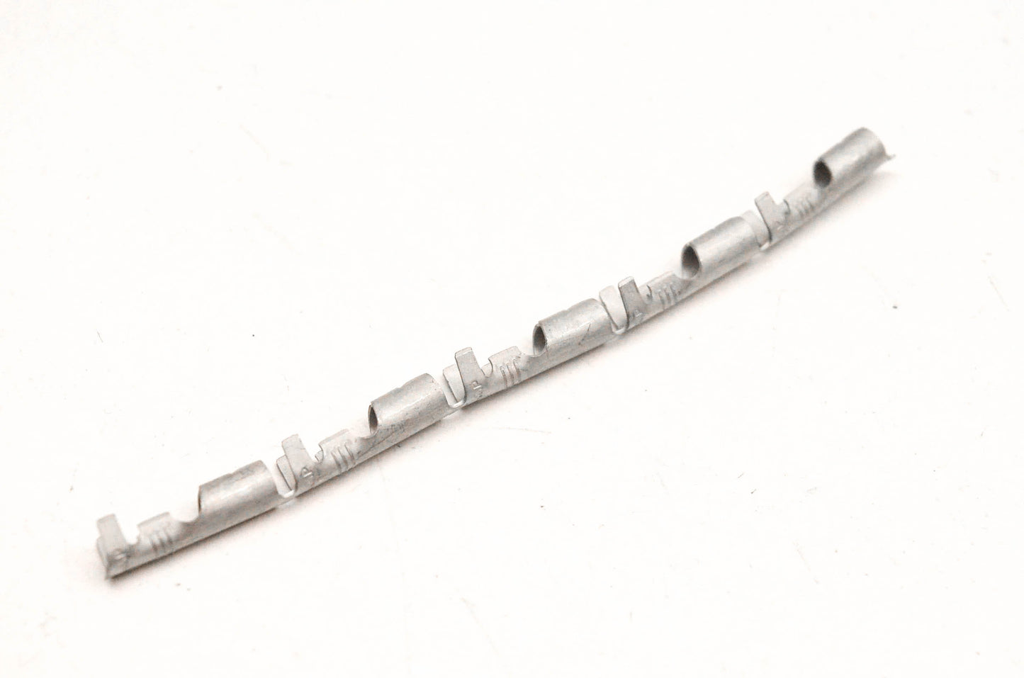 Aftermarket 290964068 14-18 Gauge Female Terminals Qty 5 NOS