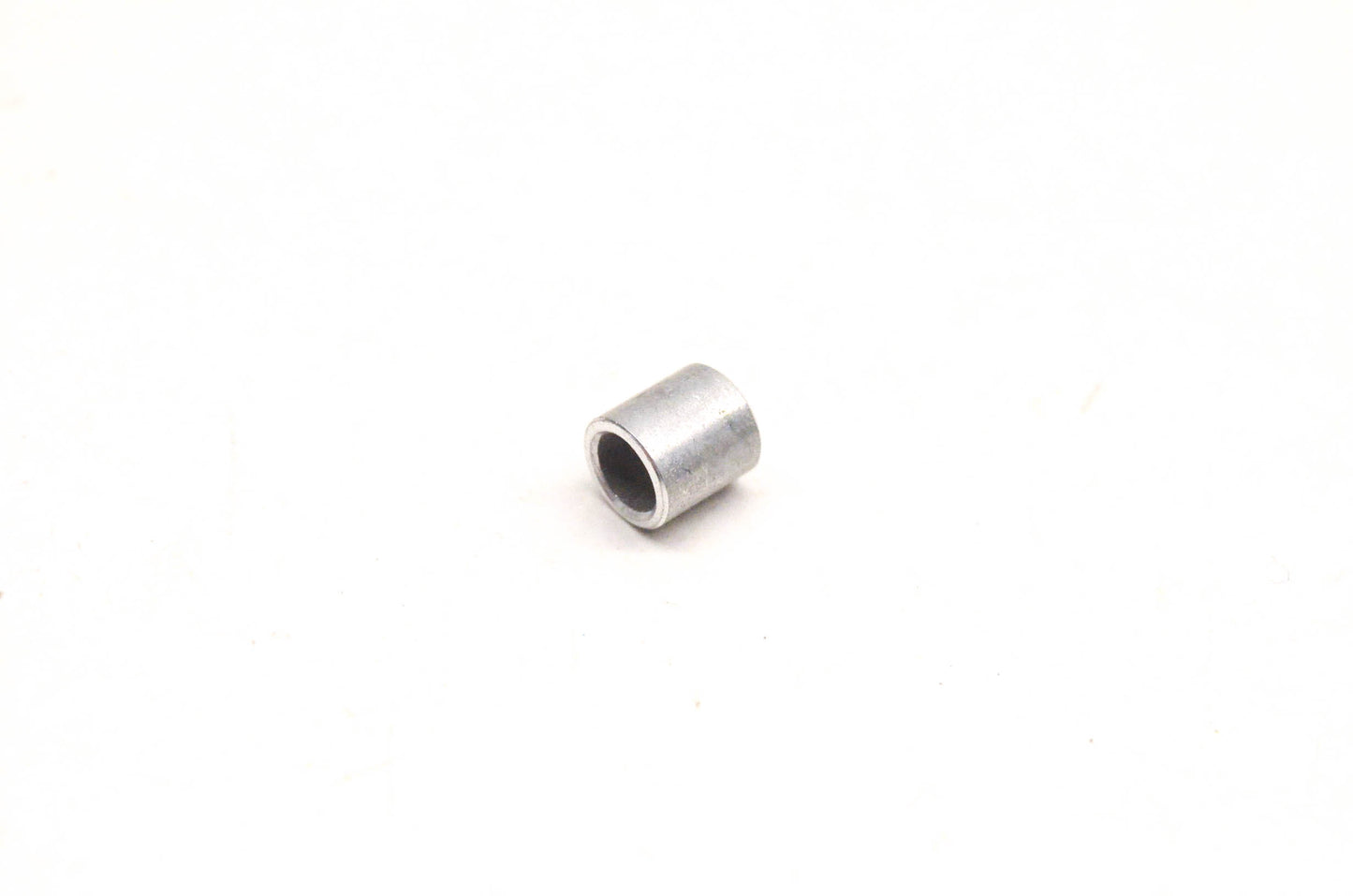 Aftermarket 277000449 Spacer NOS