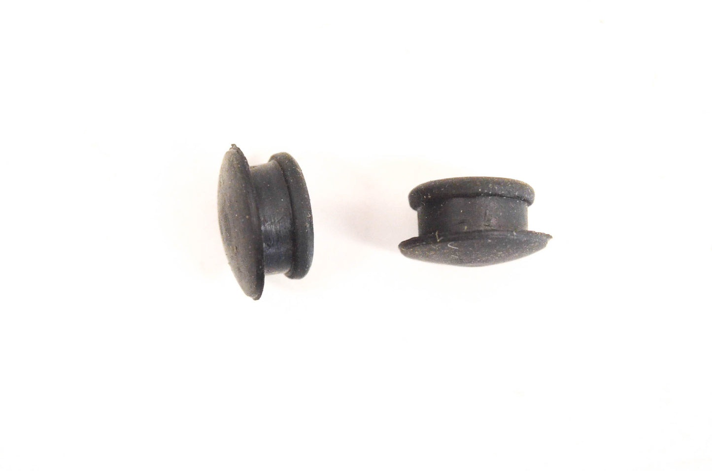 Aftermarket 570028000 Rubber Caps Qty 2 NOS