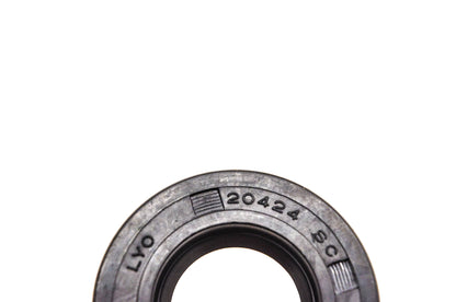 Aftermarket 20424 Oil Seal 20x40x7 NOS