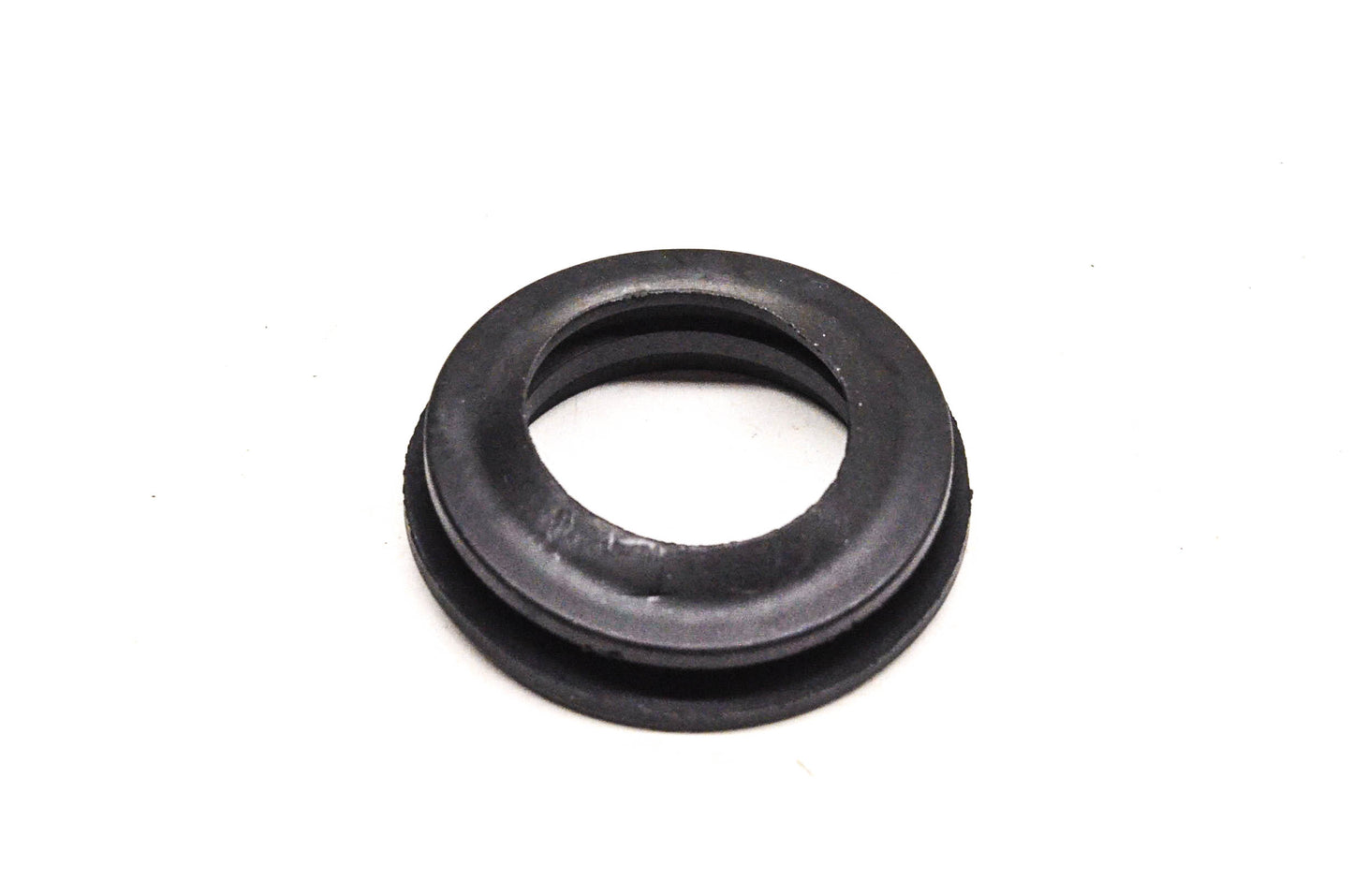 Aftermarket 293720036 Front Air Duct Grommet NOS
