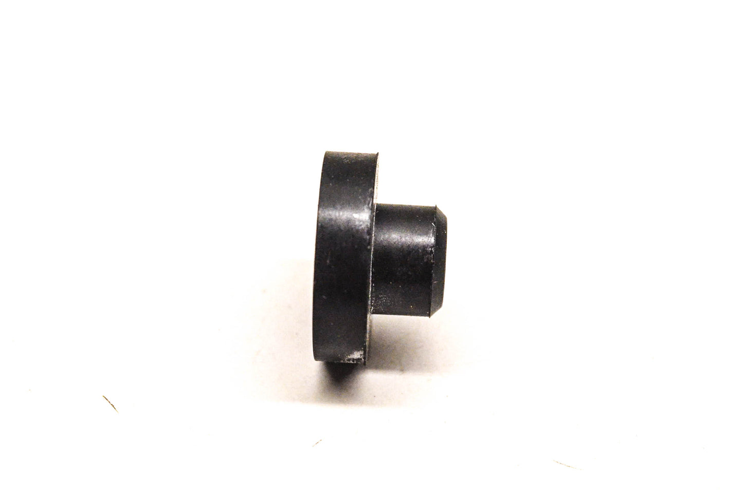 Aftermarket 5701351001 Grommet NOS