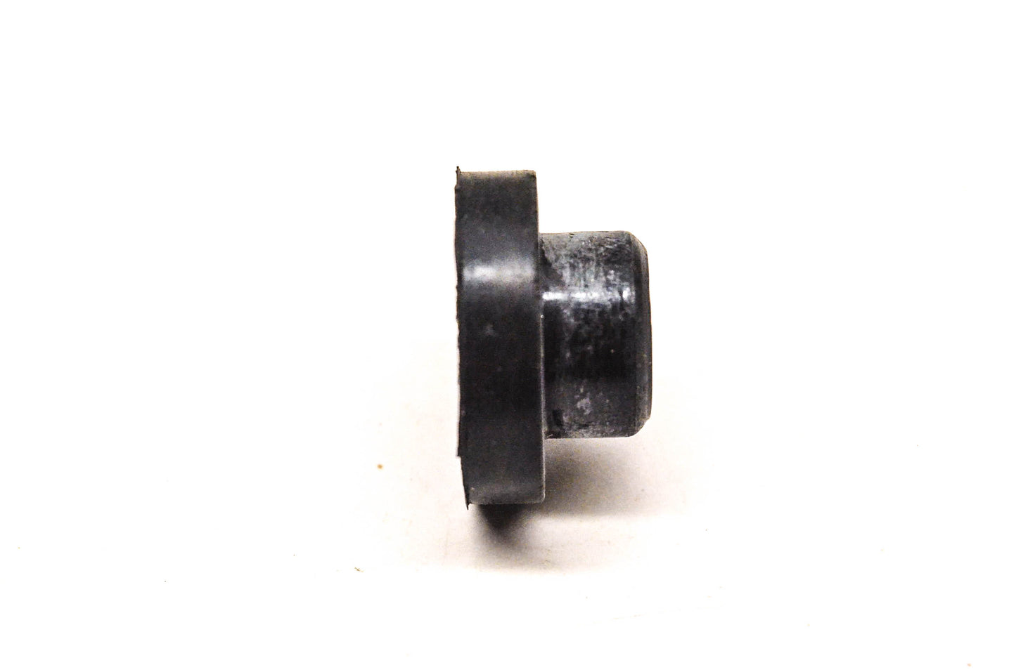 Aftermarket 570273900 Grommet NOS