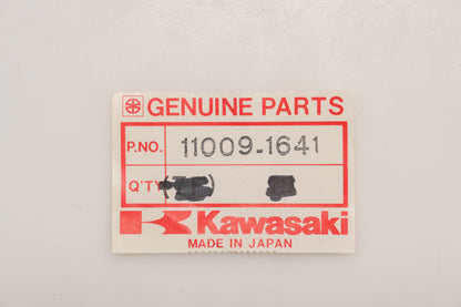 New OEM Kawasaki 11009-1641 Left Hand Resonator Gaskets Qty 2 NOS