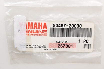 New OEM Yamaha 90467-20030-00 Clip Qty 1 NOS