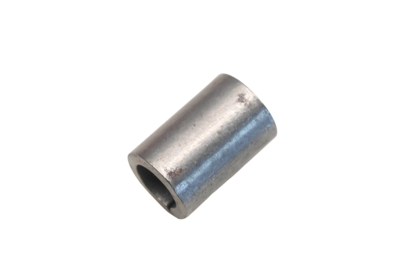 Aftermarket 503189363 Sleeve NOS