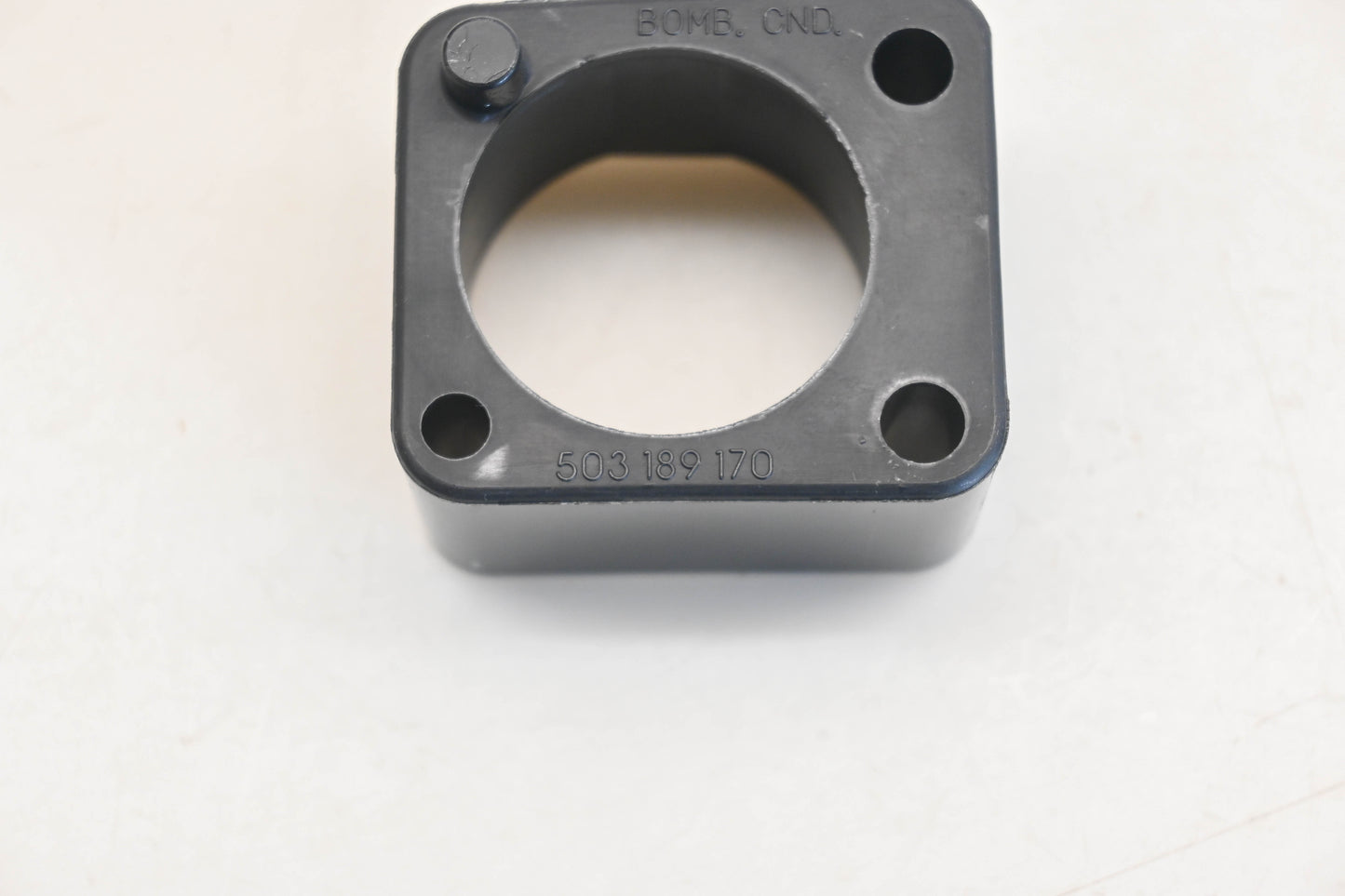 Aftermarket 503189170 Right Suspension Block Qty 1 NOS