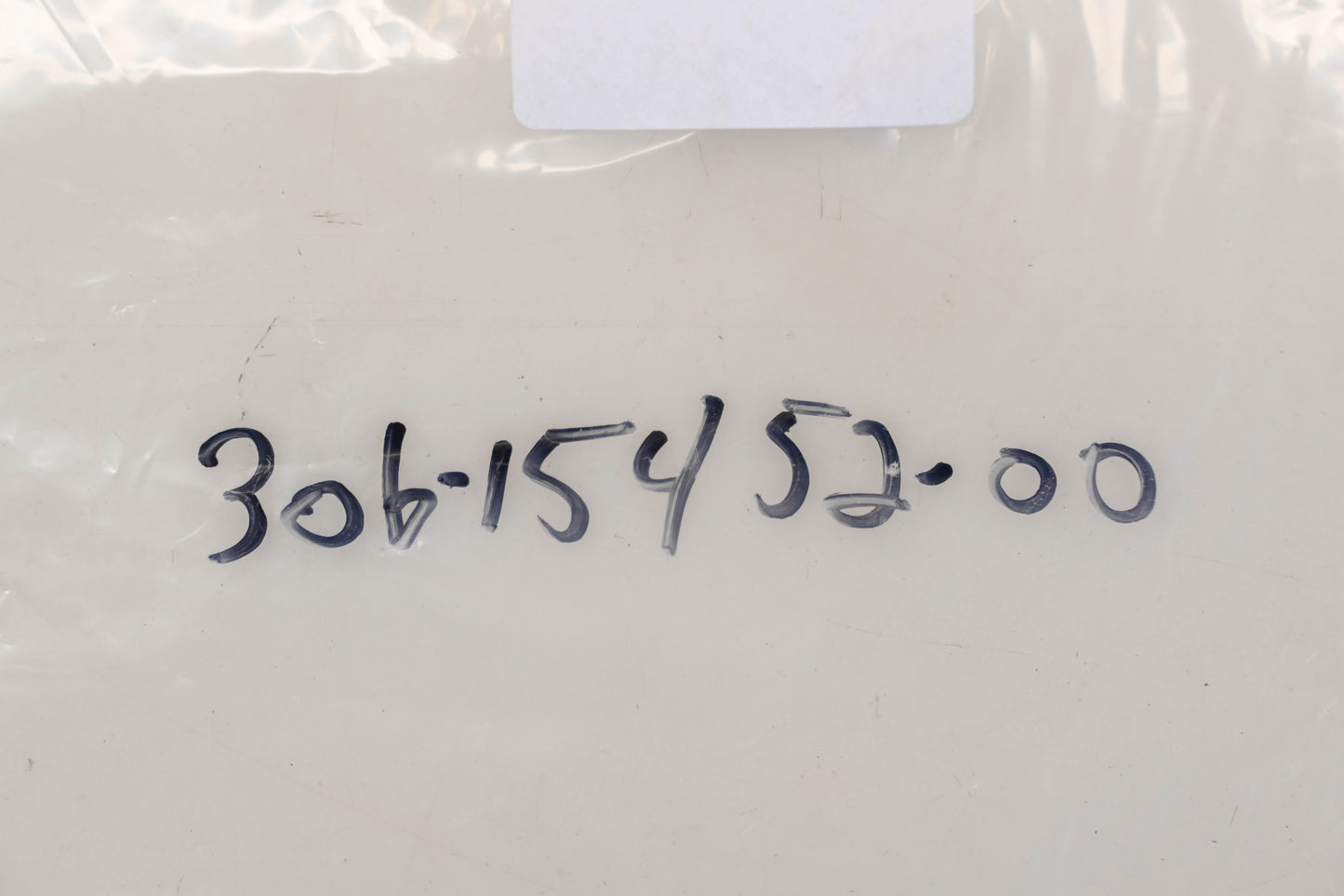New OEM Yamaha 306-15452-00-00 Gear Cover Gasket Qty 1 NOS