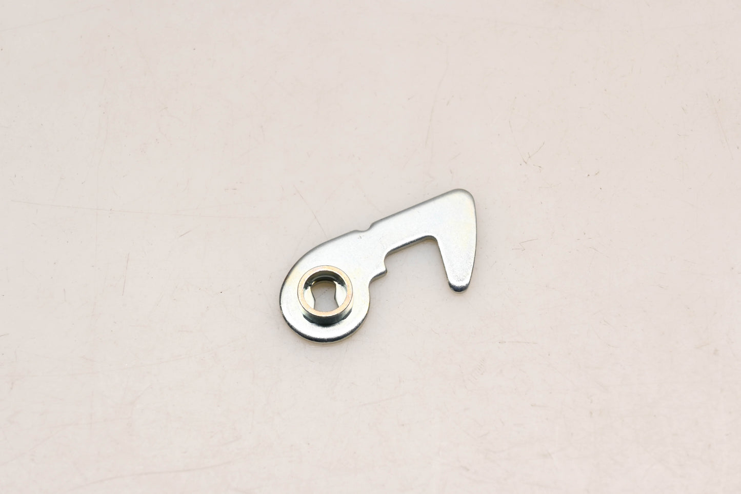 New OEM Yamaha 53L-24754-00-00 Seat Hook Qty 1 NOS