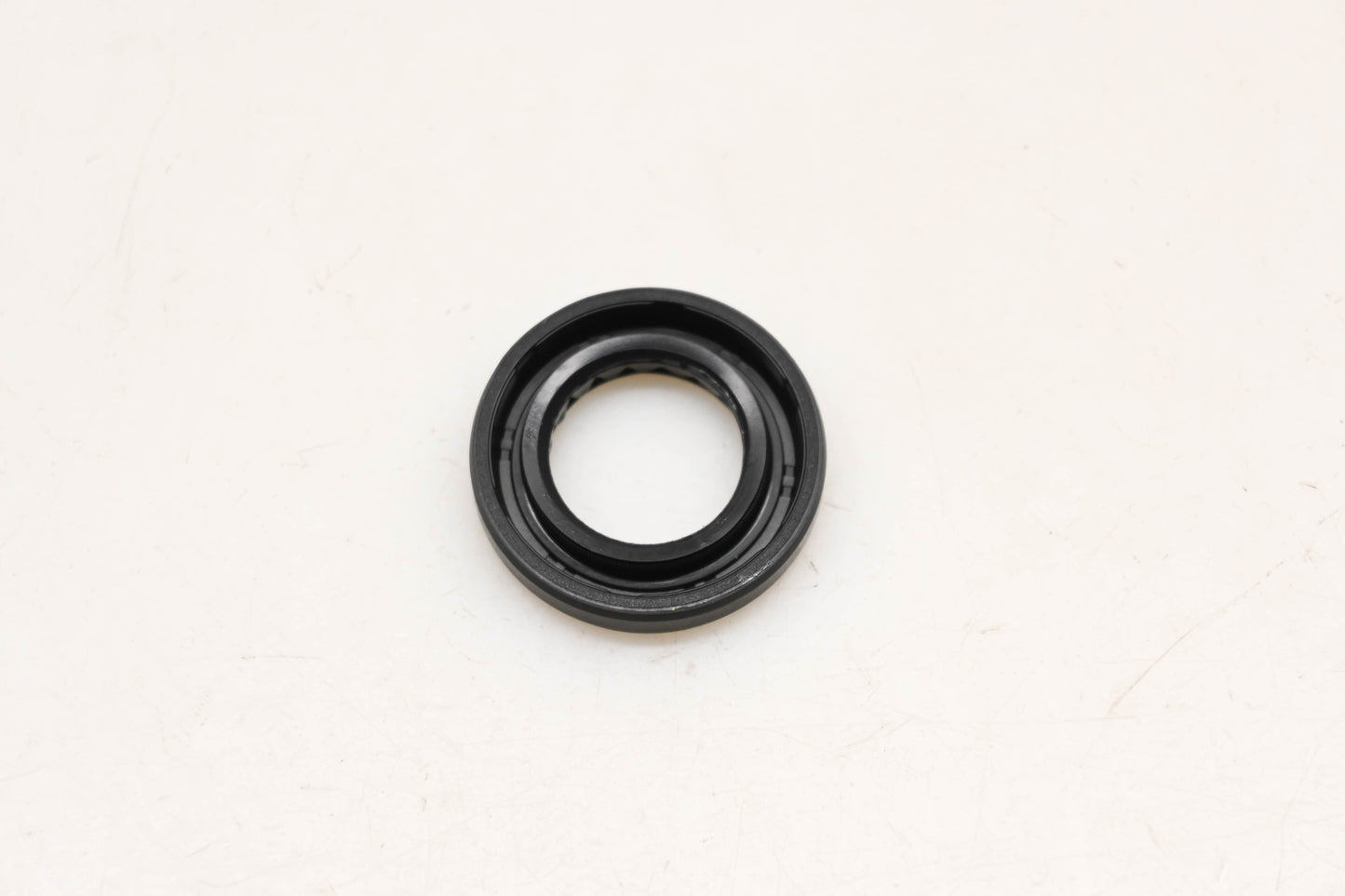 New OEM Yamaha 93102-19804-00 Oil Seal Qty 1 NOS