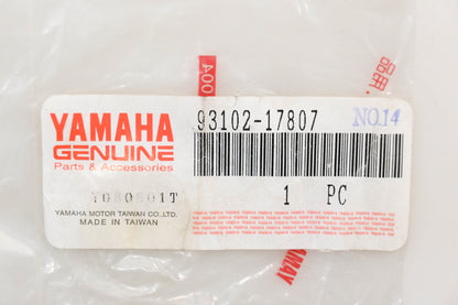 New OEM Yamaha 93102-17807-00 Oil Seal Qty 1 NOS