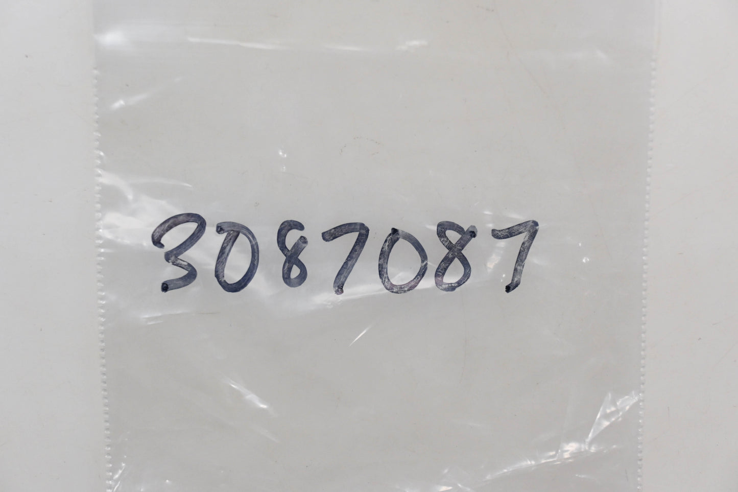 New OEM Polaris 3087087 Stud Qty 1 NOS