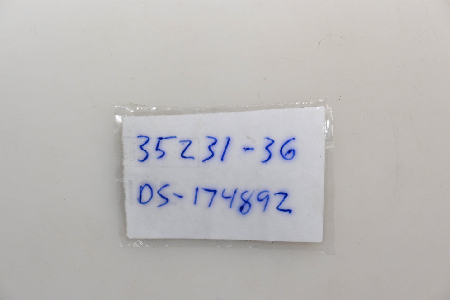 New OEM Harley-Davidson 35231-36 Oil Seal Cork Gaskets Qty 2 NOS