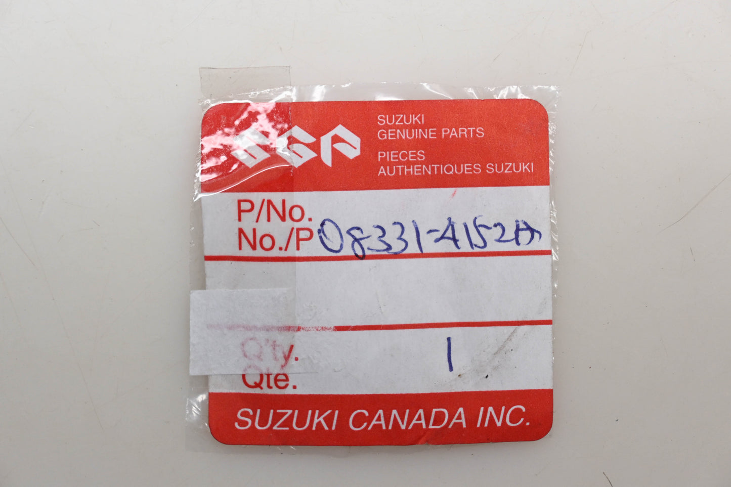 New OEM Suzuki 08331-4152A Circlip Qty 1 NOS